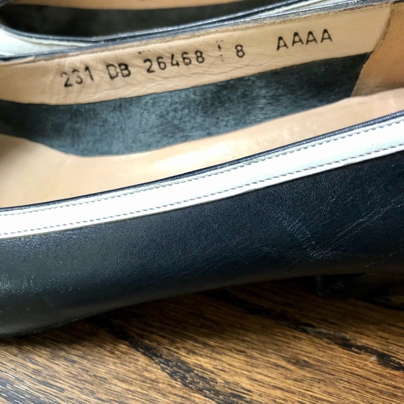 💠 Vintage Salvatore Ferragamo Boutique Pumps 8 Narrow - Picture 5 of 9